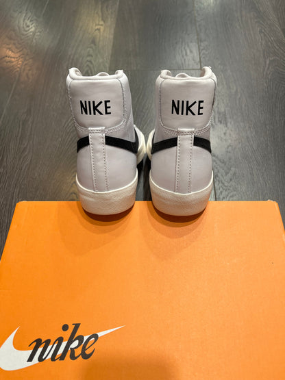 Nike Blazer Mid Vintage White