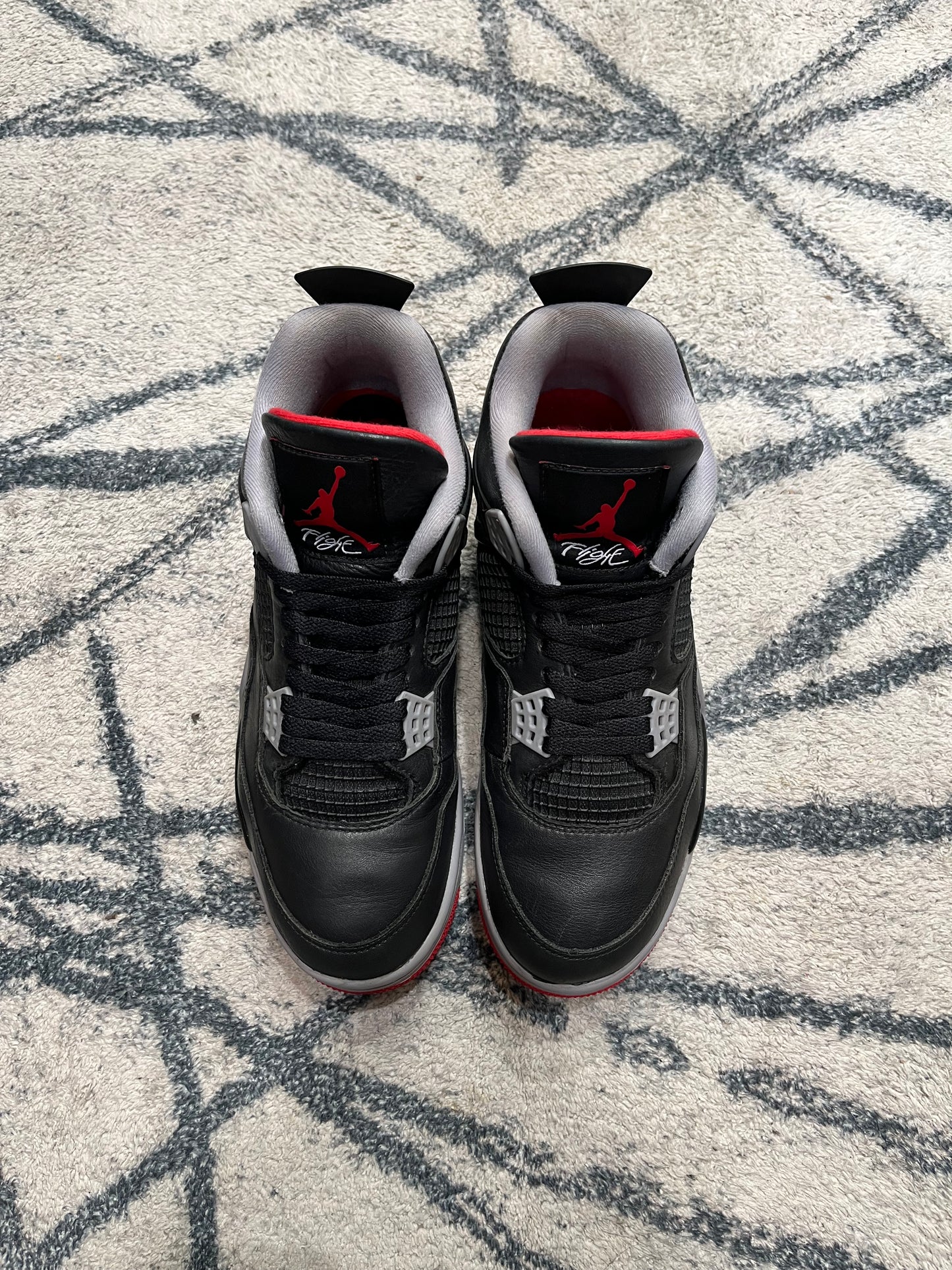 Air Jordan 4 Bred