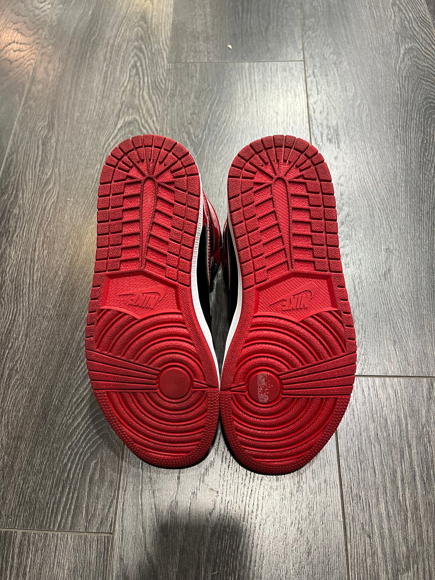 Air Jordan 1 High Satin Bred