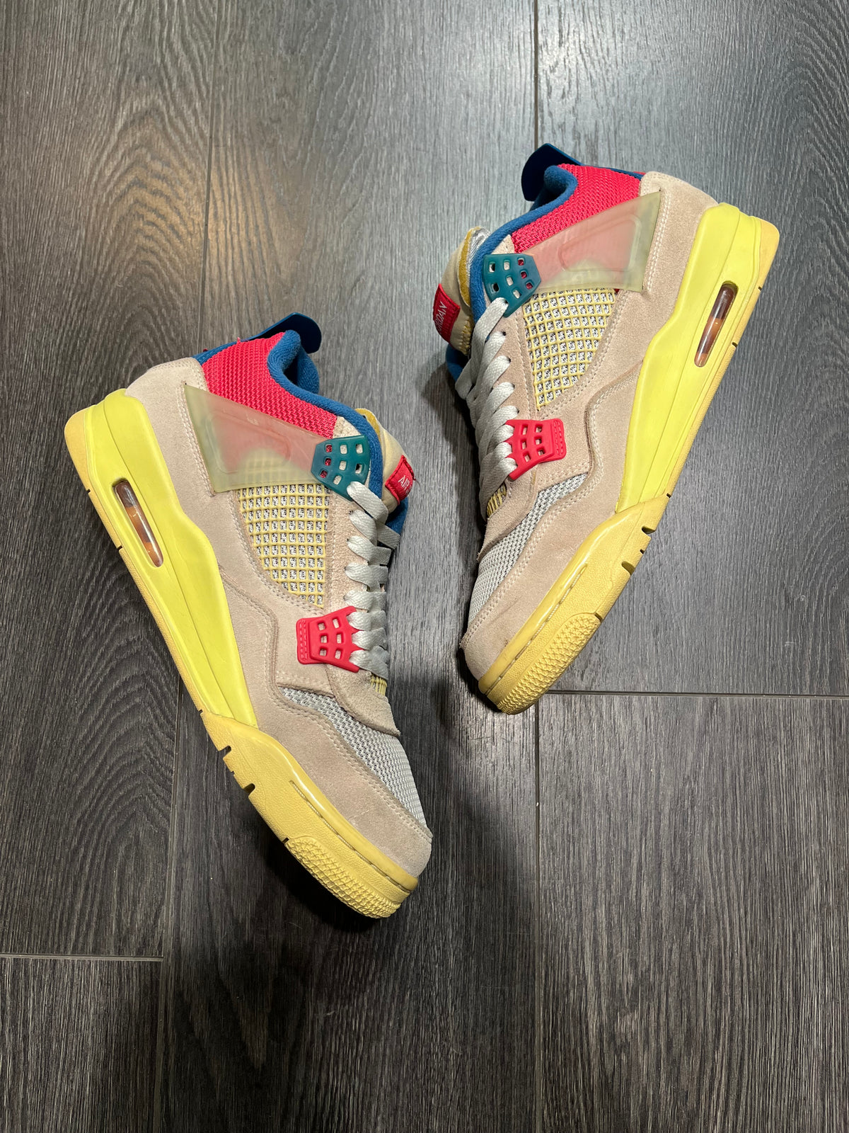 Air Jordan 4 Union Guava Ice
