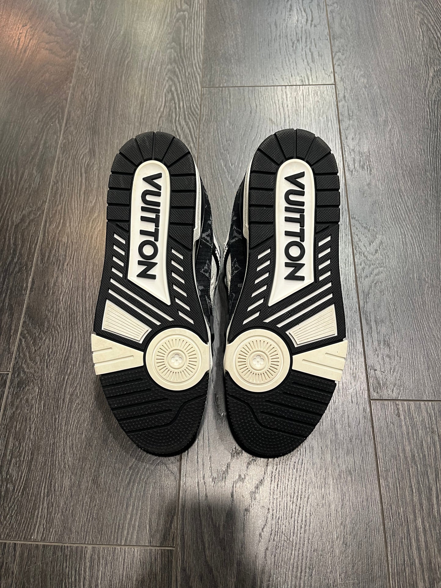 Louis Vuitton Trainer Black Denim