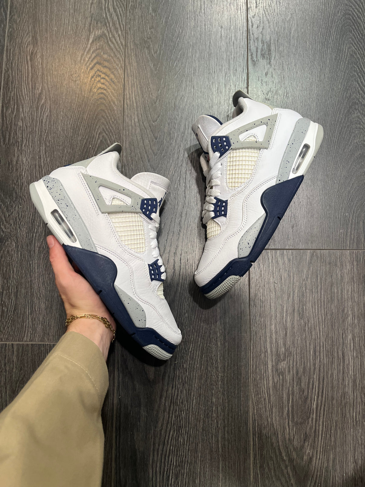 Air Jordan 4 Midnight Navy