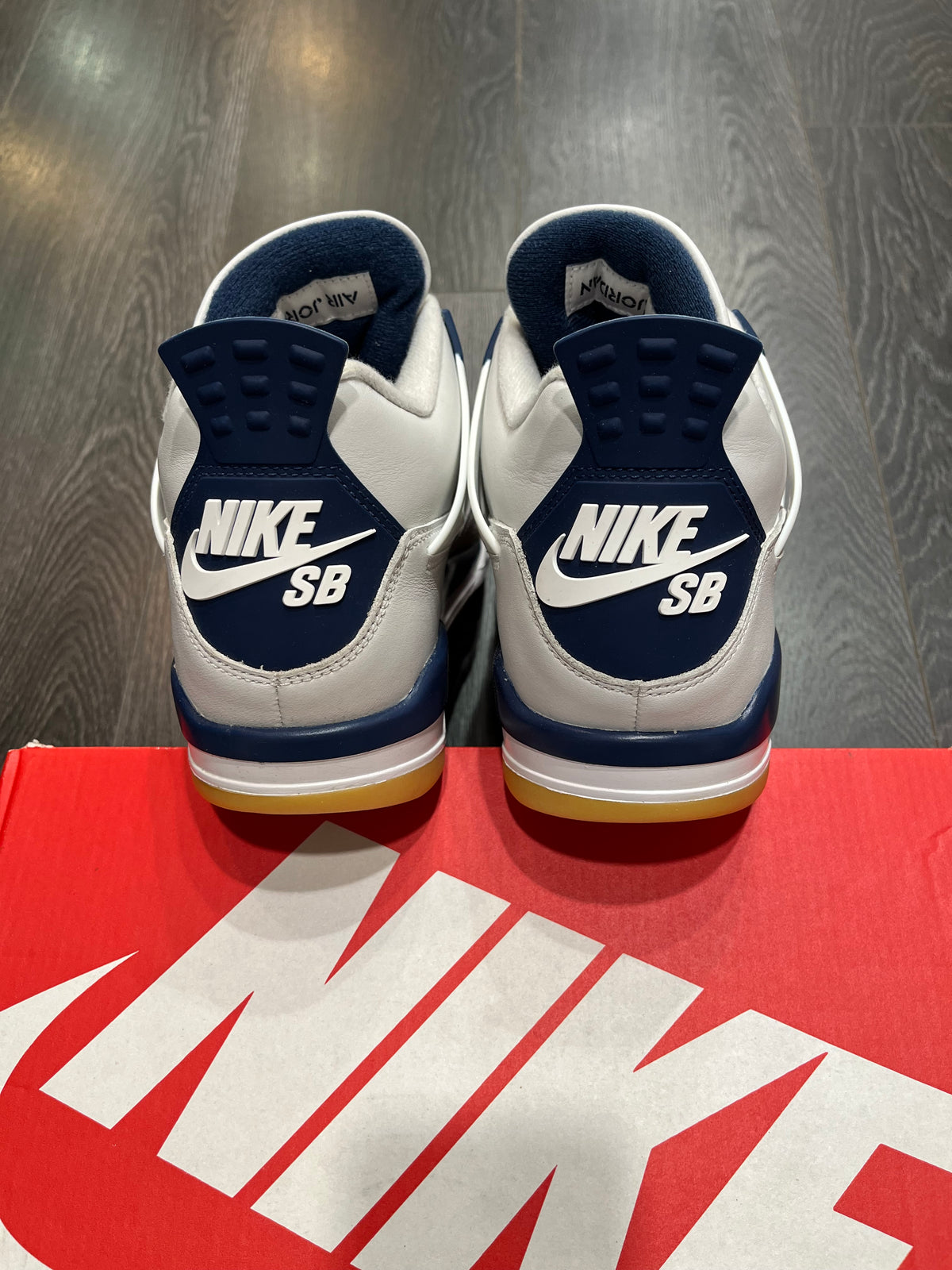Air Jordan 4 SB Navy