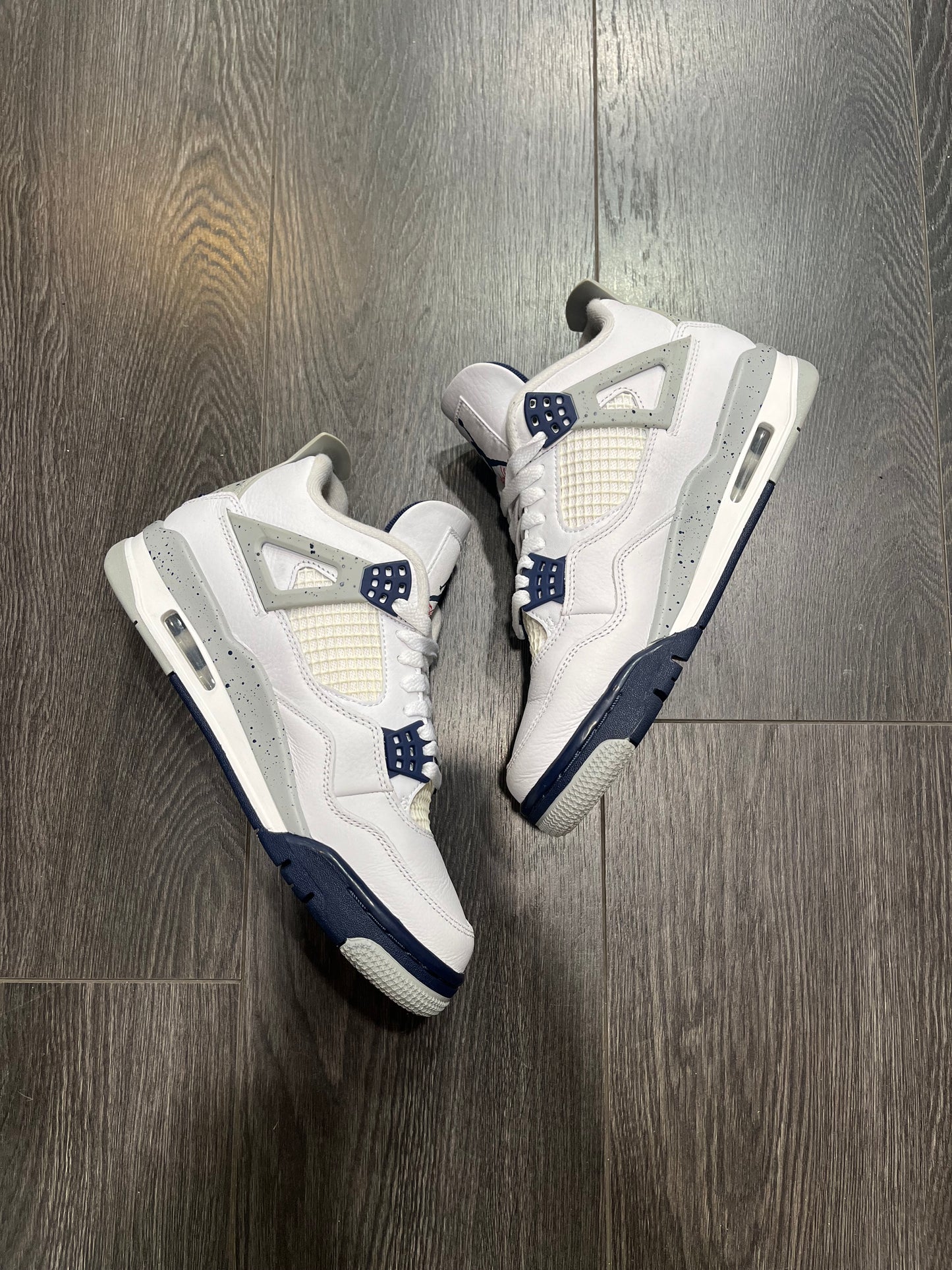 Air Jordan 4 Midnight Navy