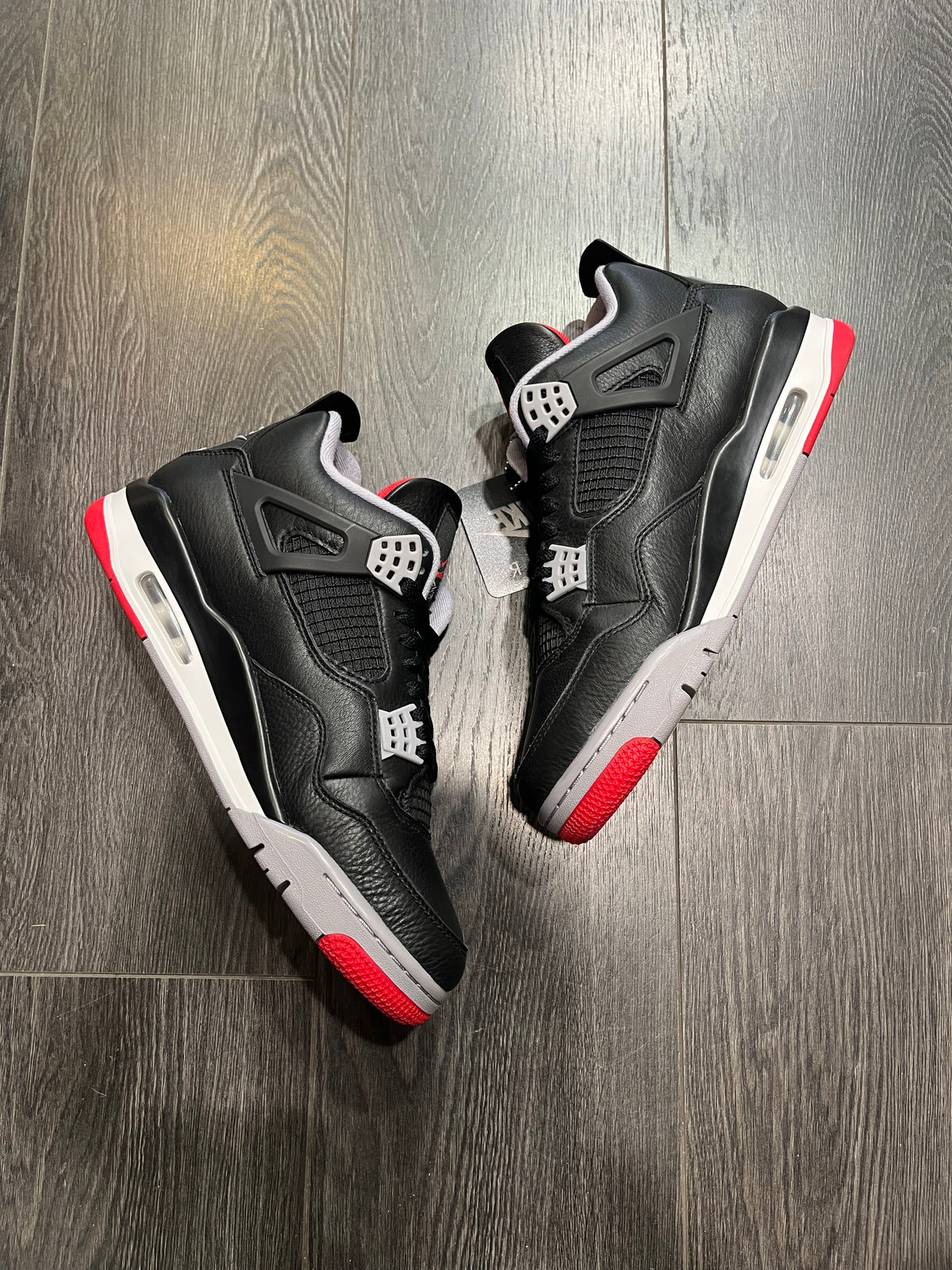Air Jordan 4 Black Fire Red