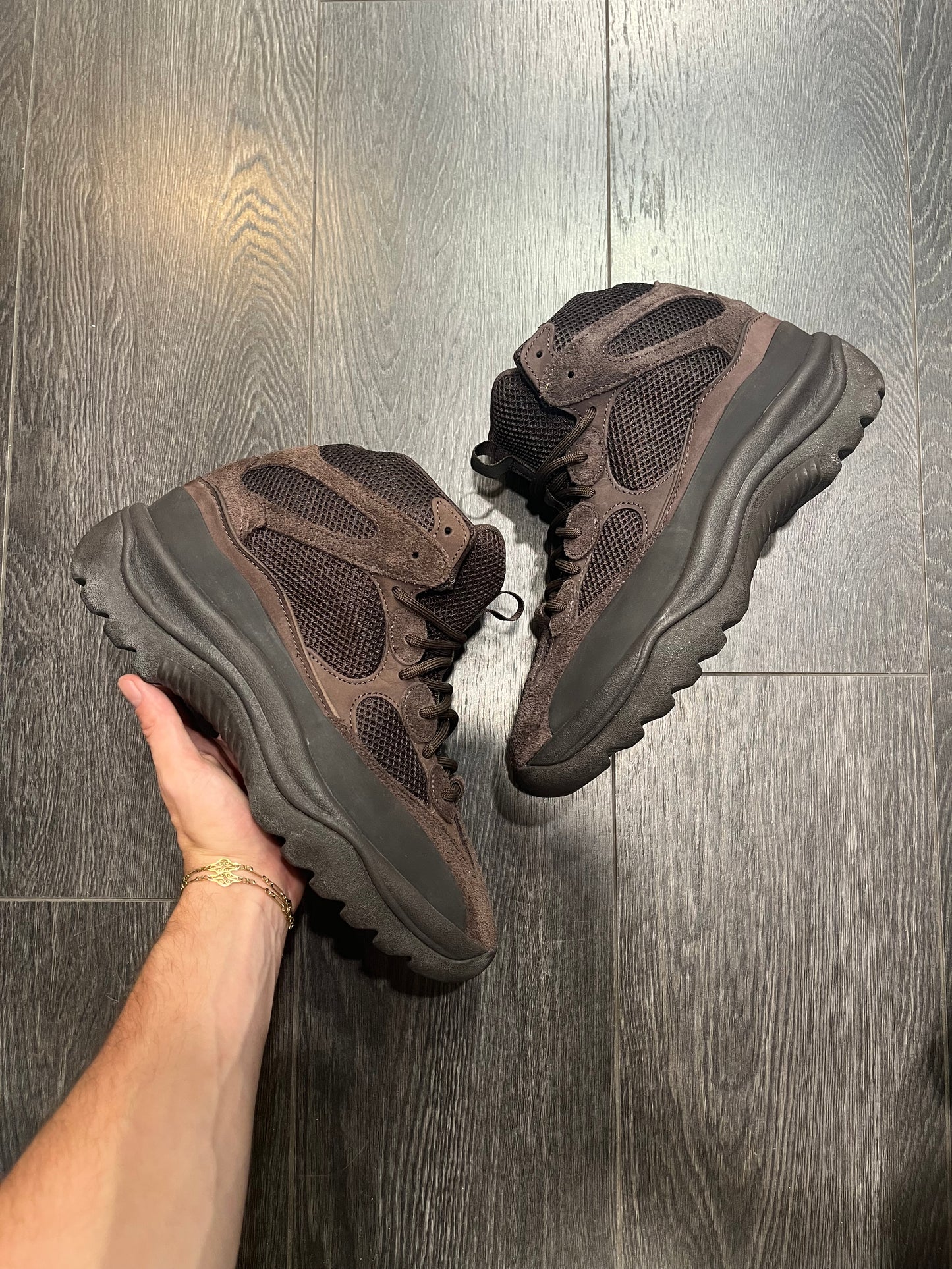 Yeezy Boots oil