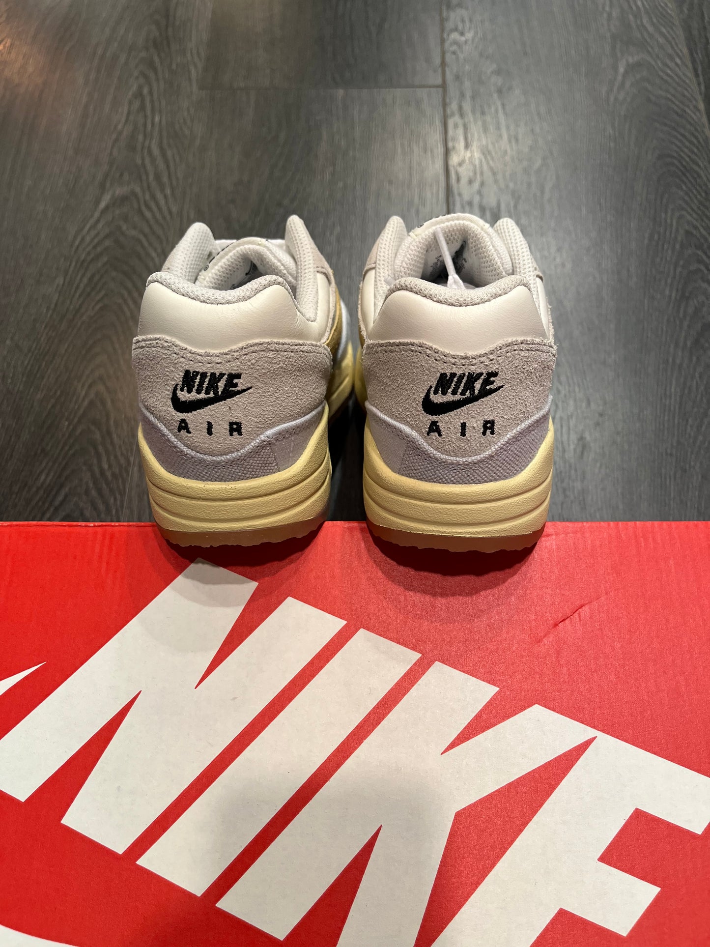 Nike Air Max 1 Crepe Light Bone