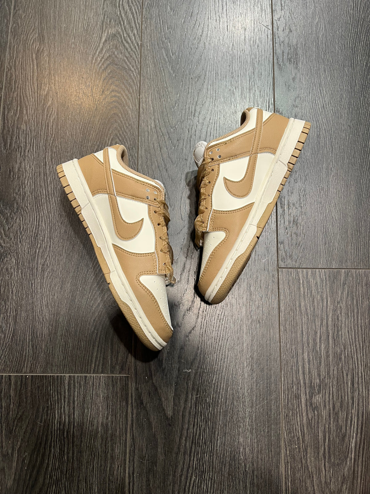 Nike Dunk Low Parachute Beige