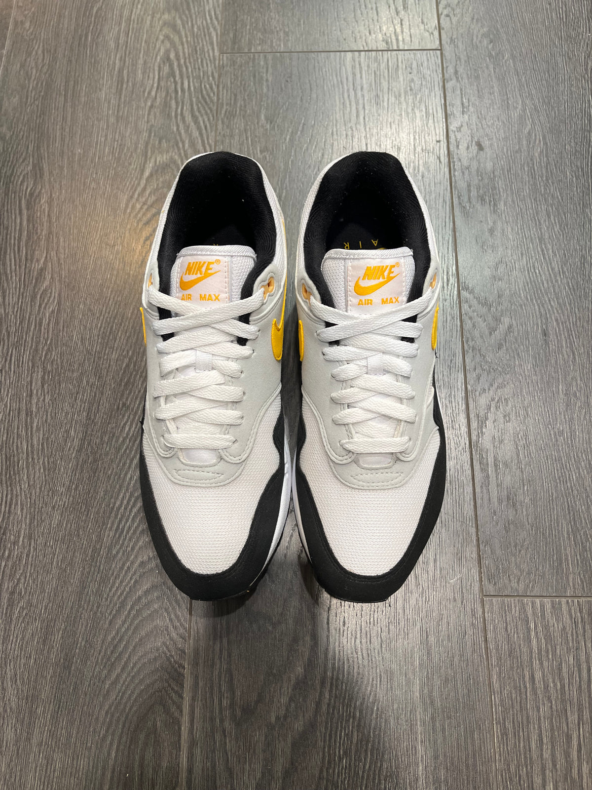 Nike Air Max 1 White University Gold