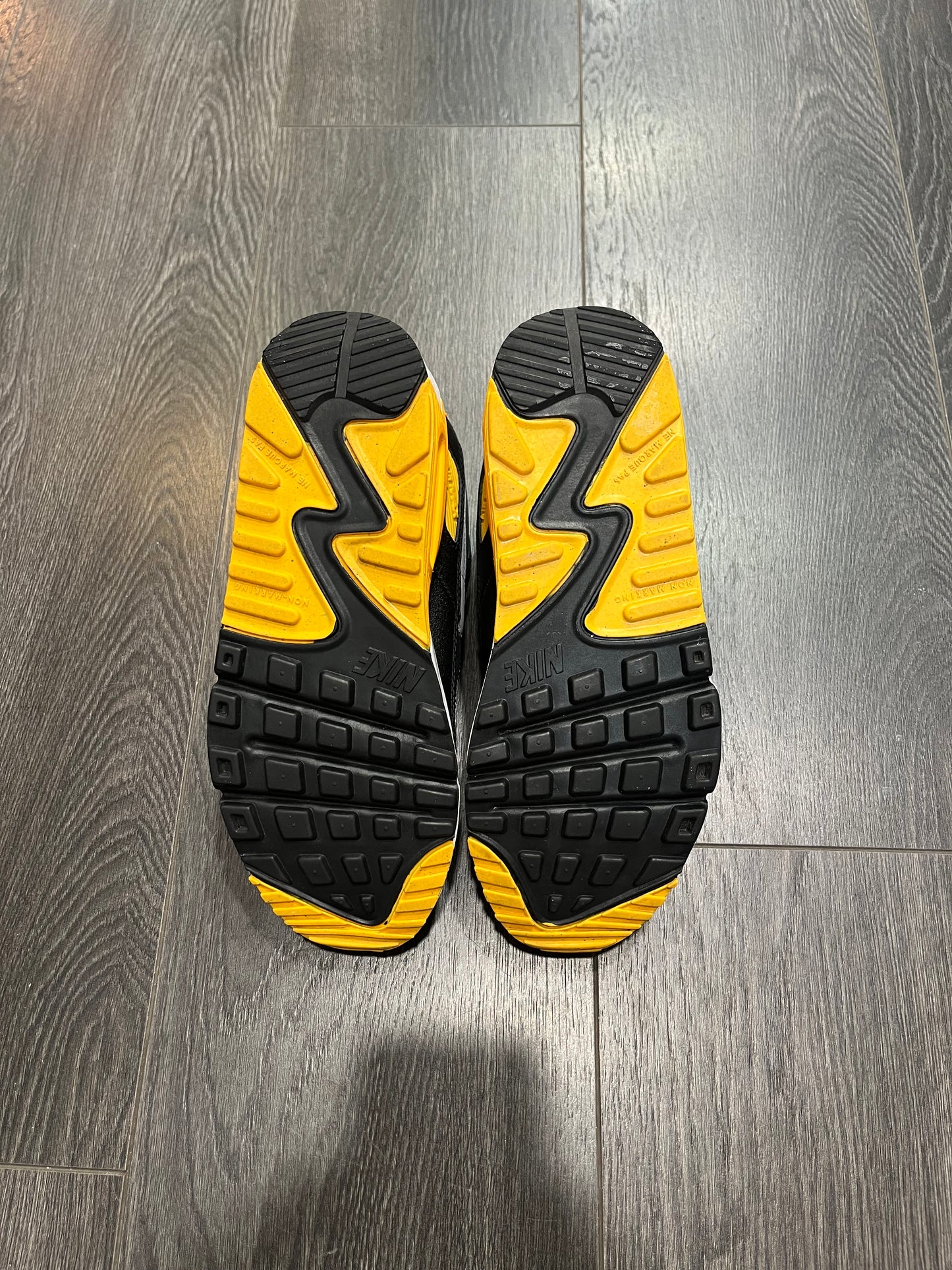 Nike Air Max 90 Yellow Smoke Grey