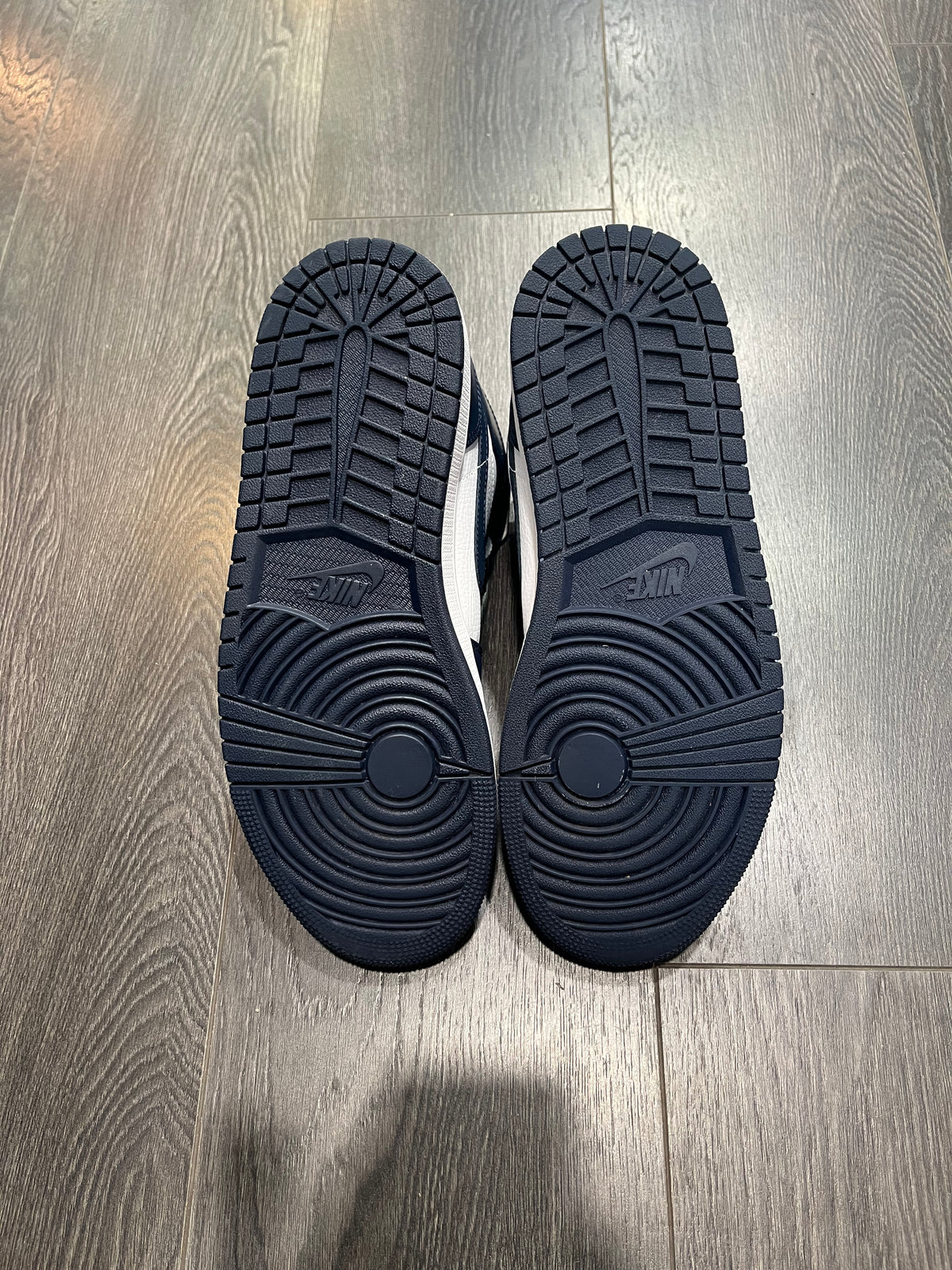 Air Jordan 1 High Obsidian