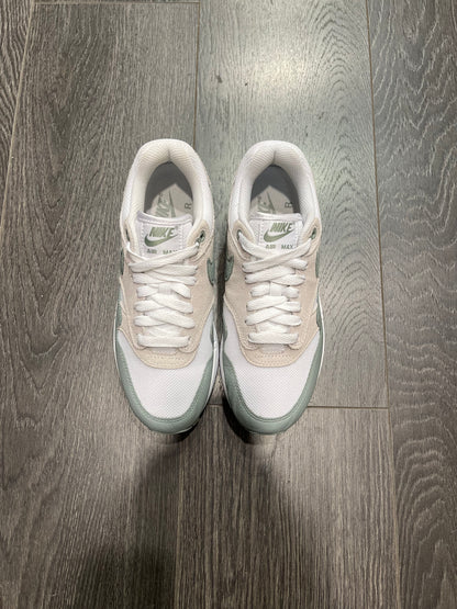 Nike Air Max 1 Mica Green