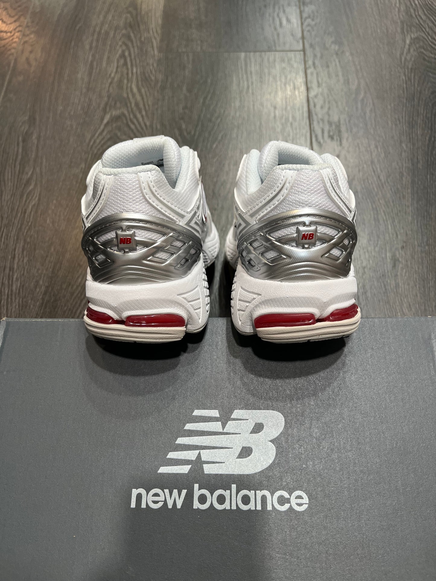 New Balance 1906 White Laser Red