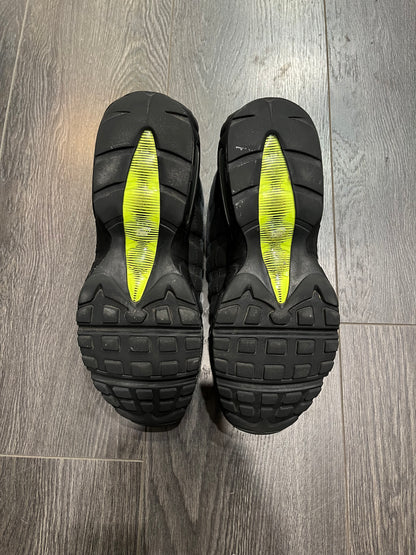 Nike Air Max 95 Néon Logo