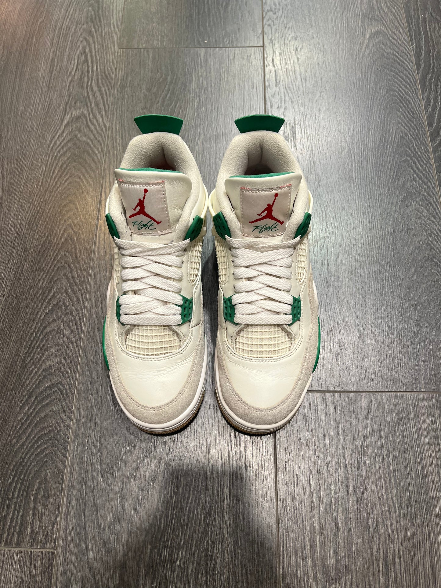 Air Jordan 4 SB Pine Green
