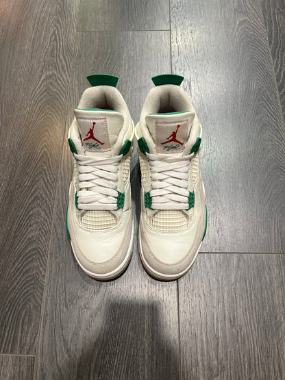 Air Jordan 4 SB Pine Green
