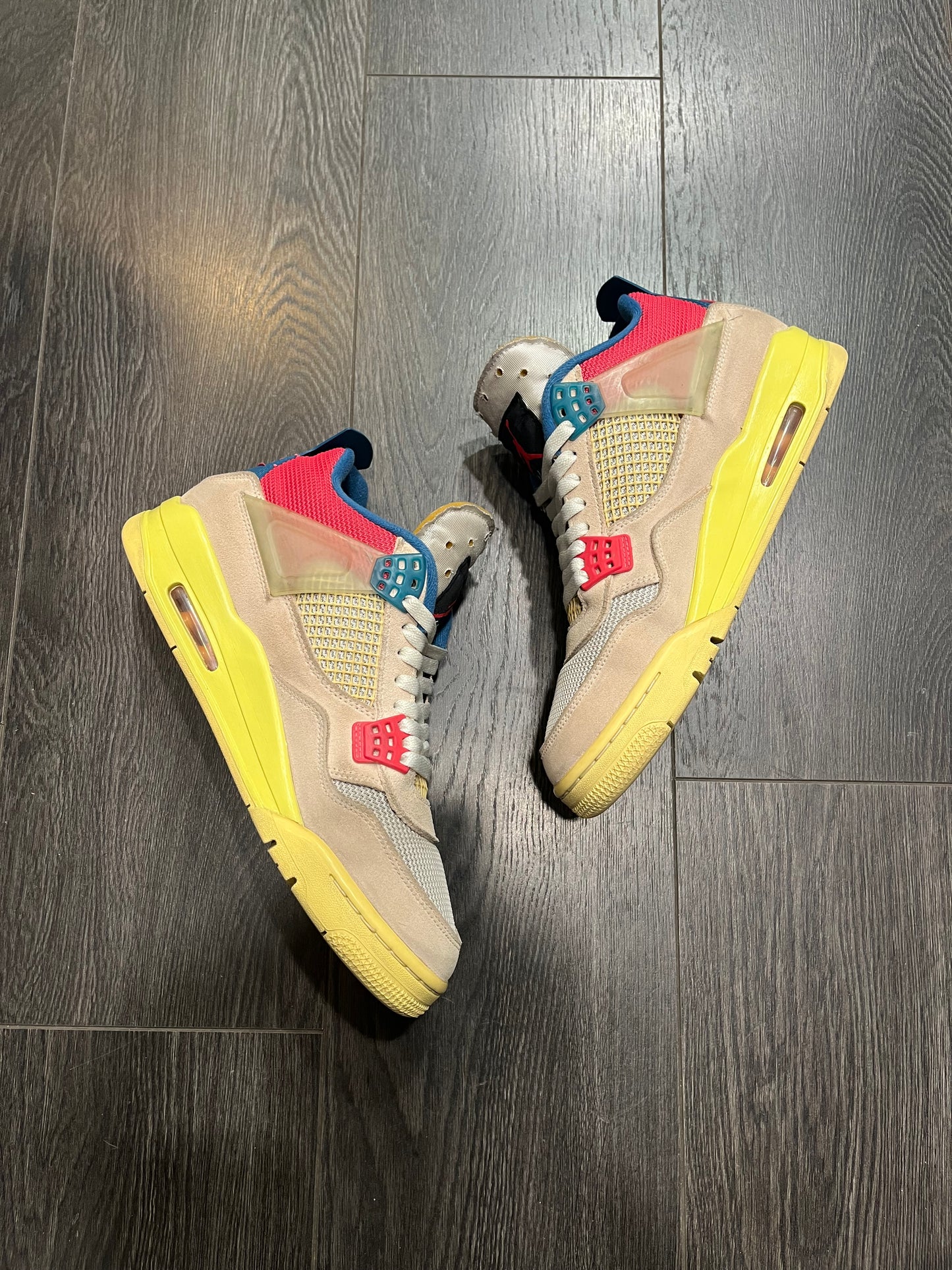 Air Jordan 4 Union Guava Ice