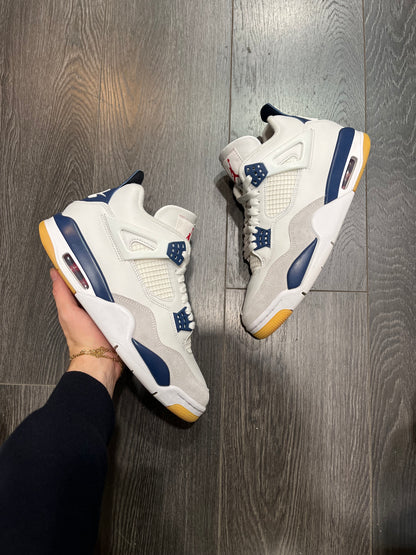 Air Jordan 4 SB Navy