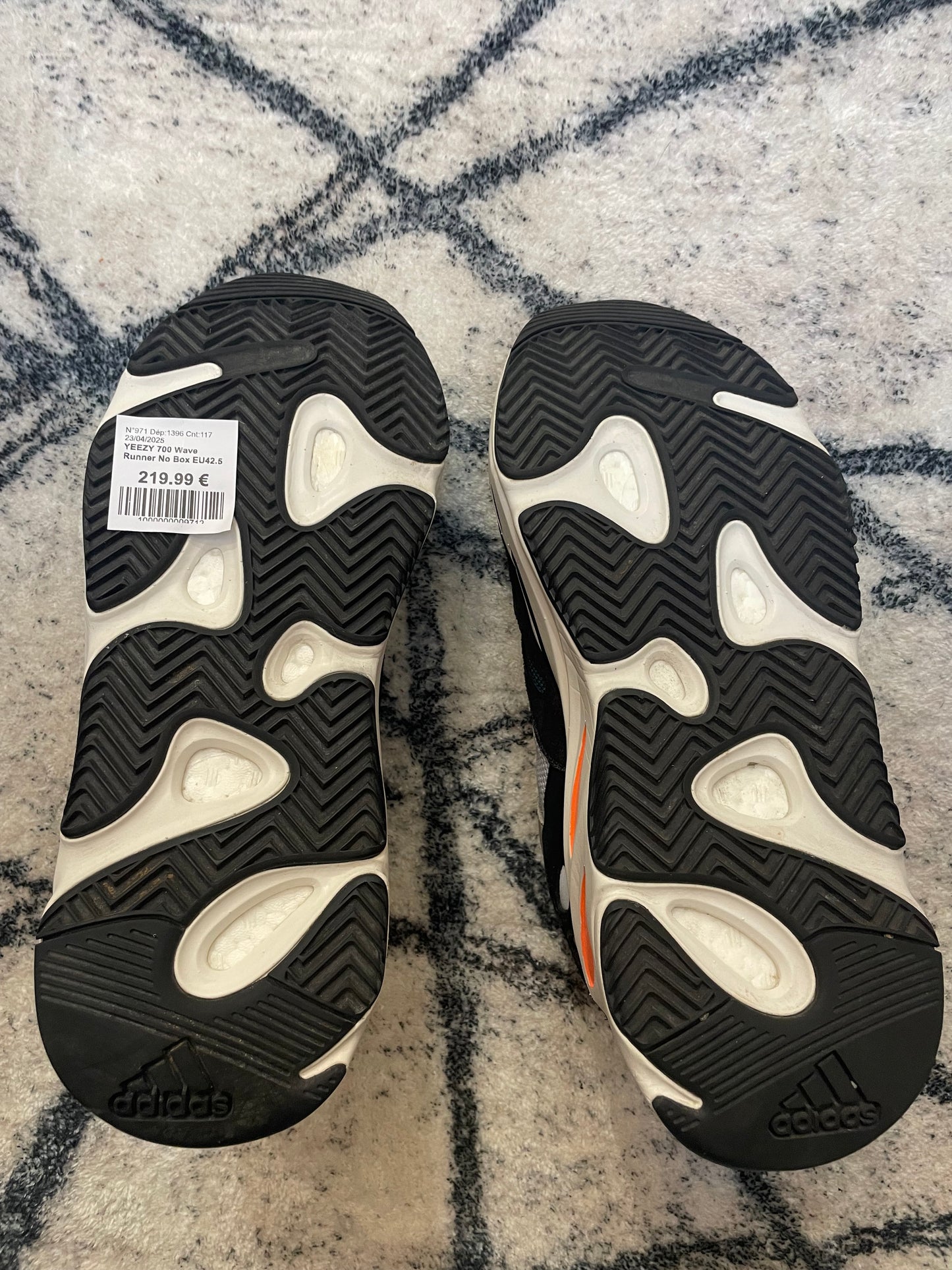 Yeezy 700 Wave Runner