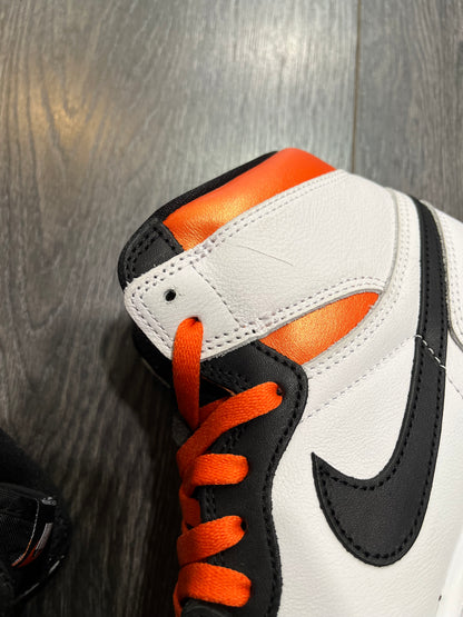 Air Jordan 1 Retro Orange