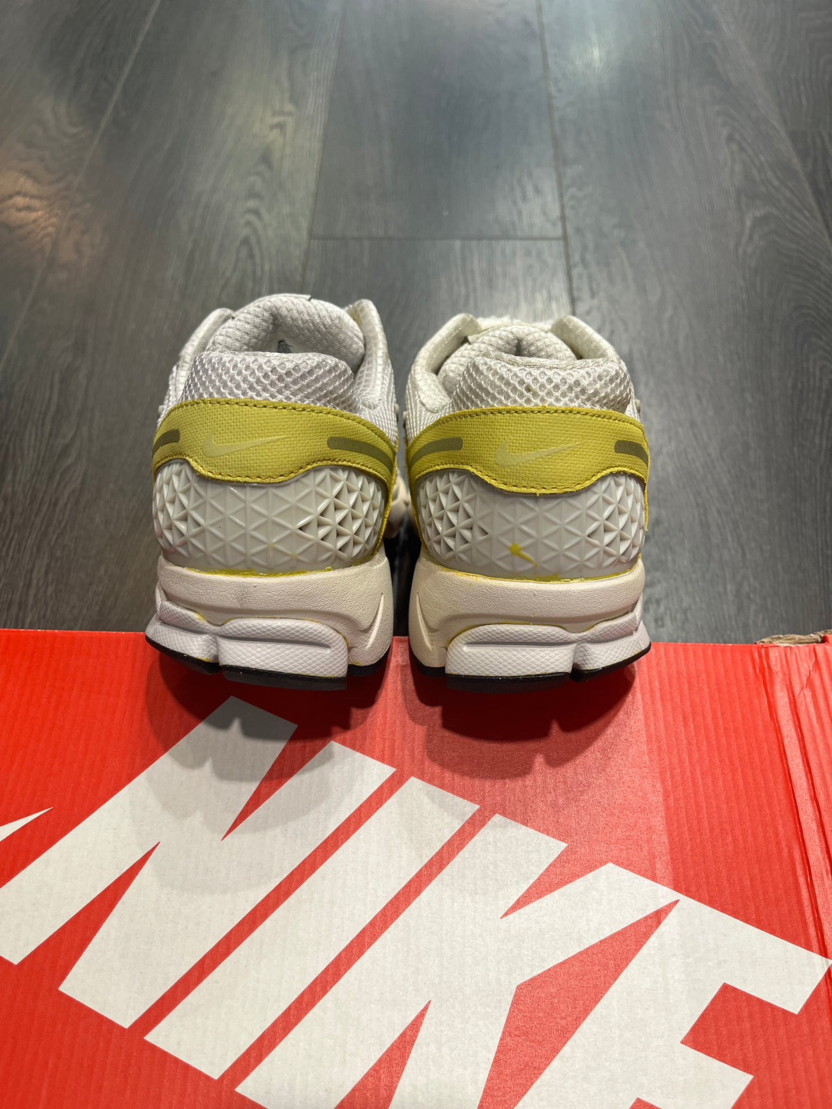 Nike Vomero 5 Custom Lemon