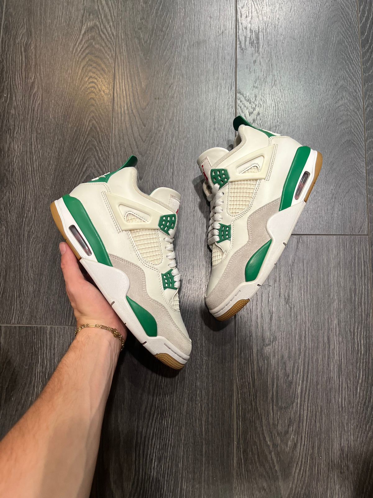 Air Jordan 4 SB Pine Green