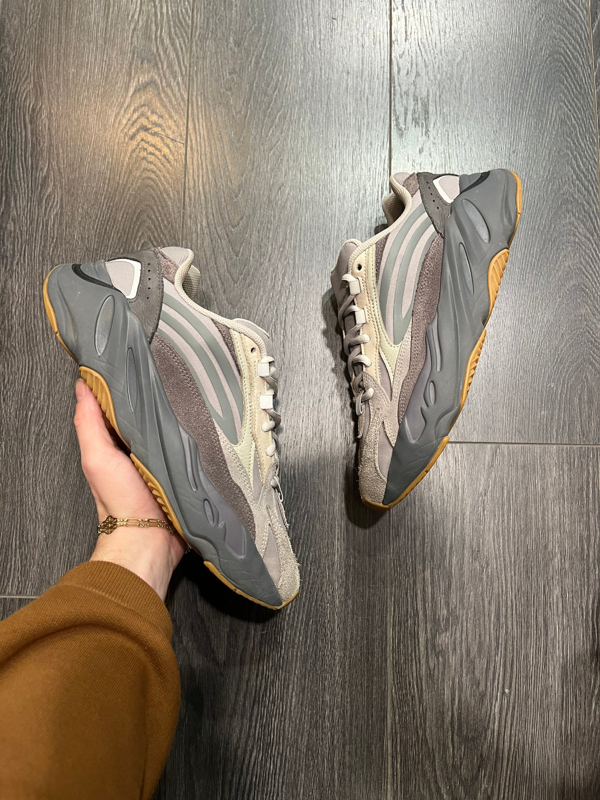 Yeezy 700 V2 Tephra