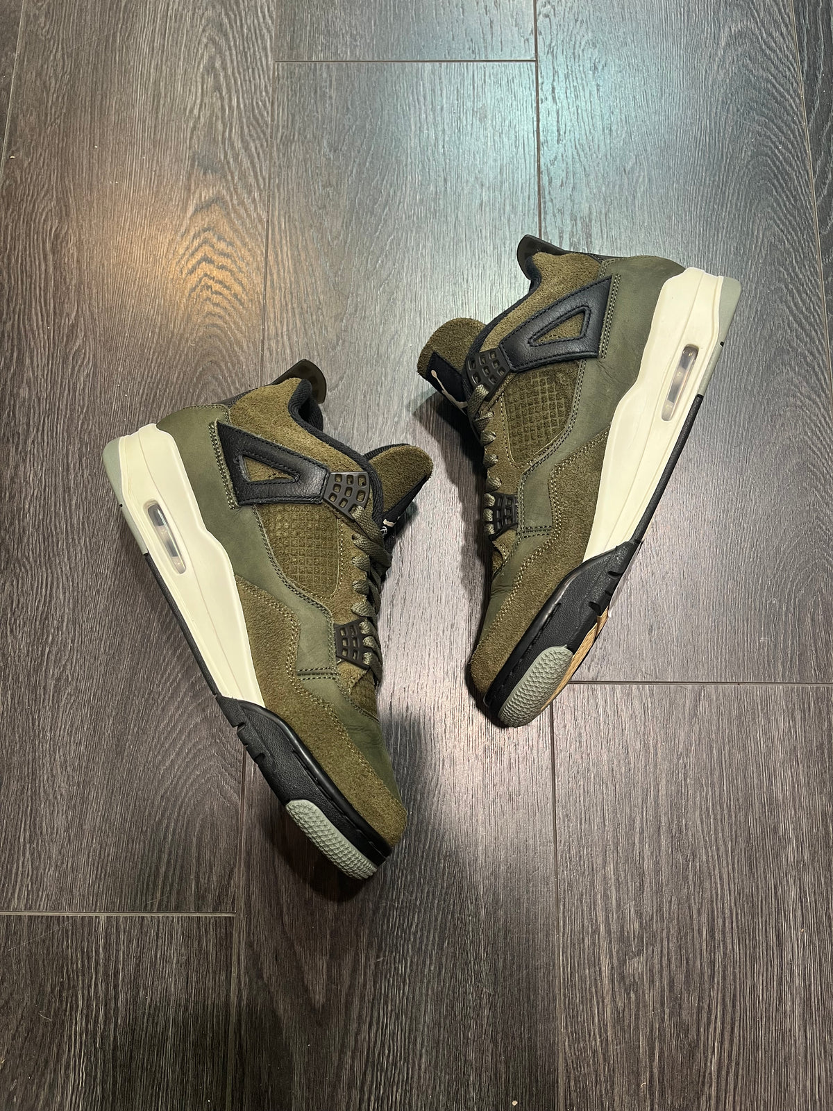 Air Jordan 4 craft Olive