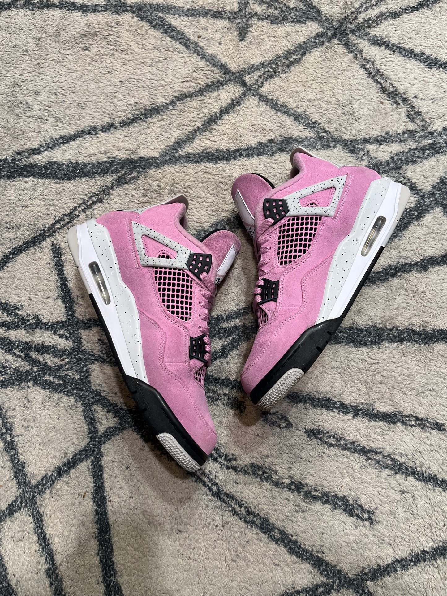 Air Jordan 4 Retro Orchid