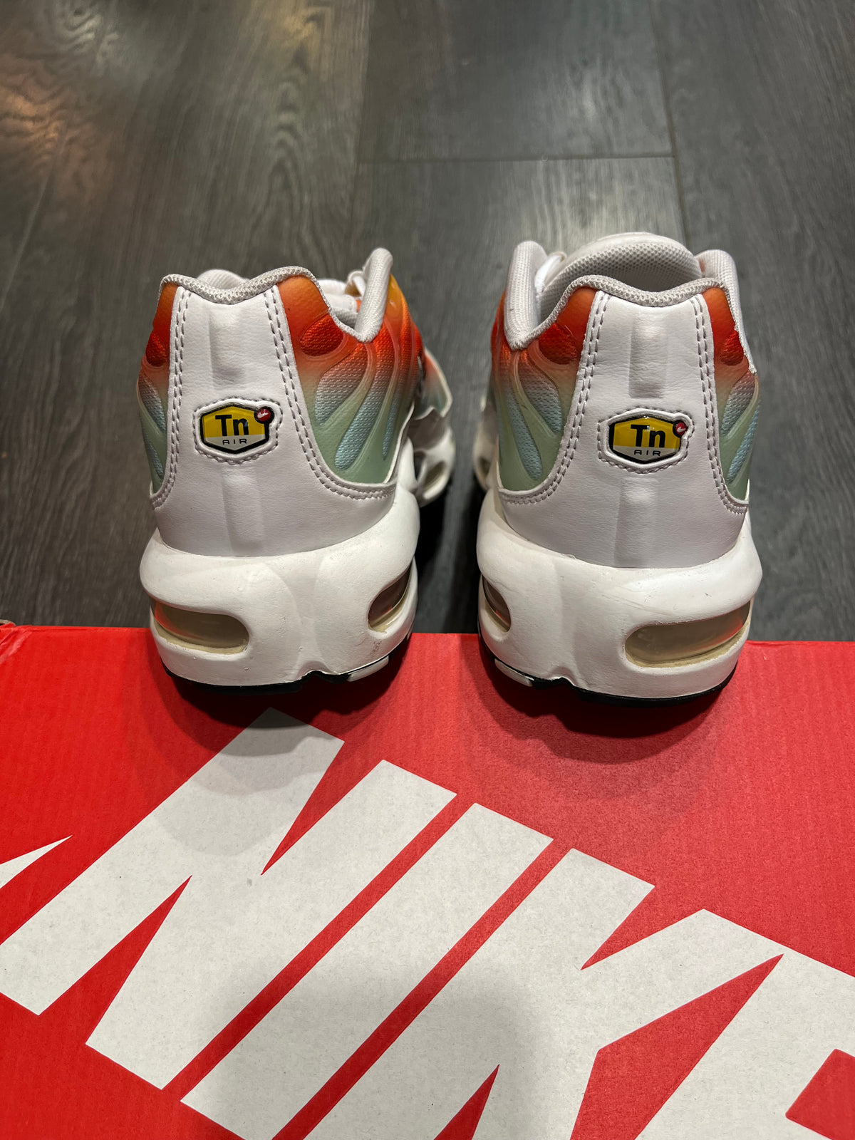 Nike Air Max Plus Tropical Twist
