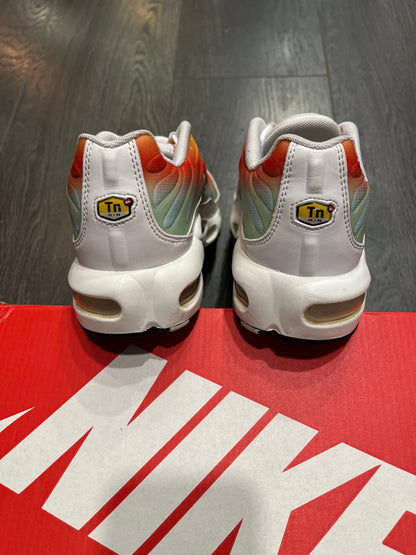 Nike Air Max Plus Tropical Twist