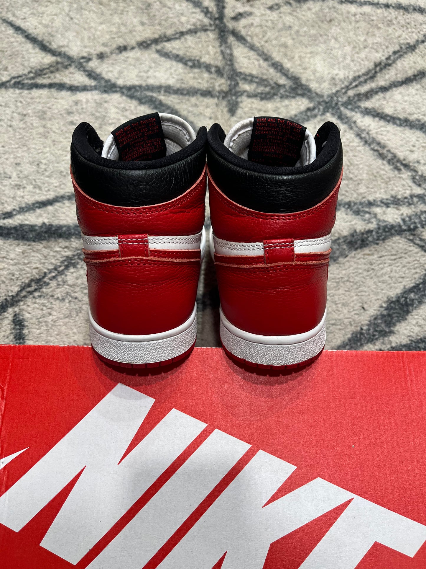 Air Jordan 1 High Heritage