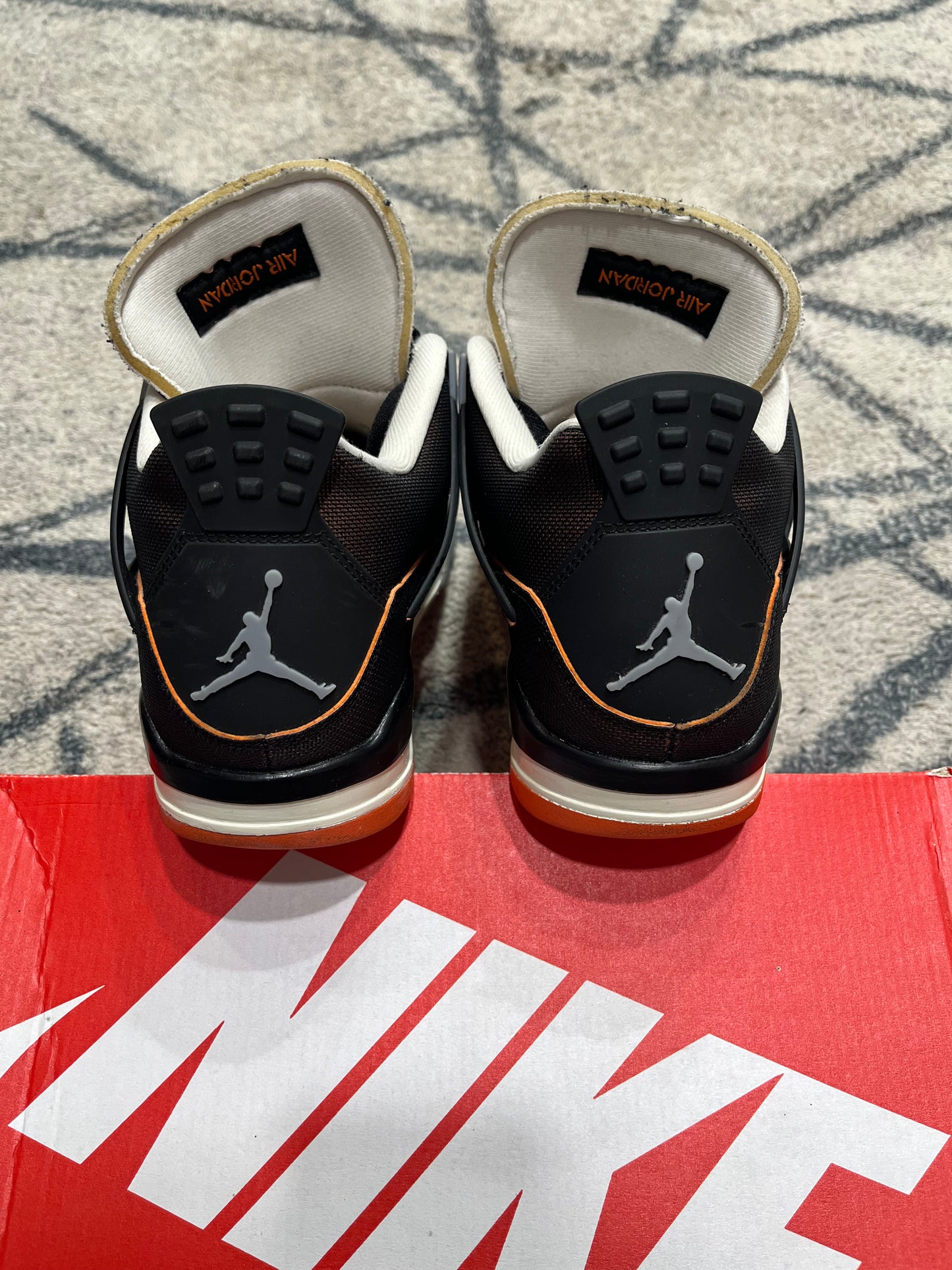 Air Jordan 4 Starfish