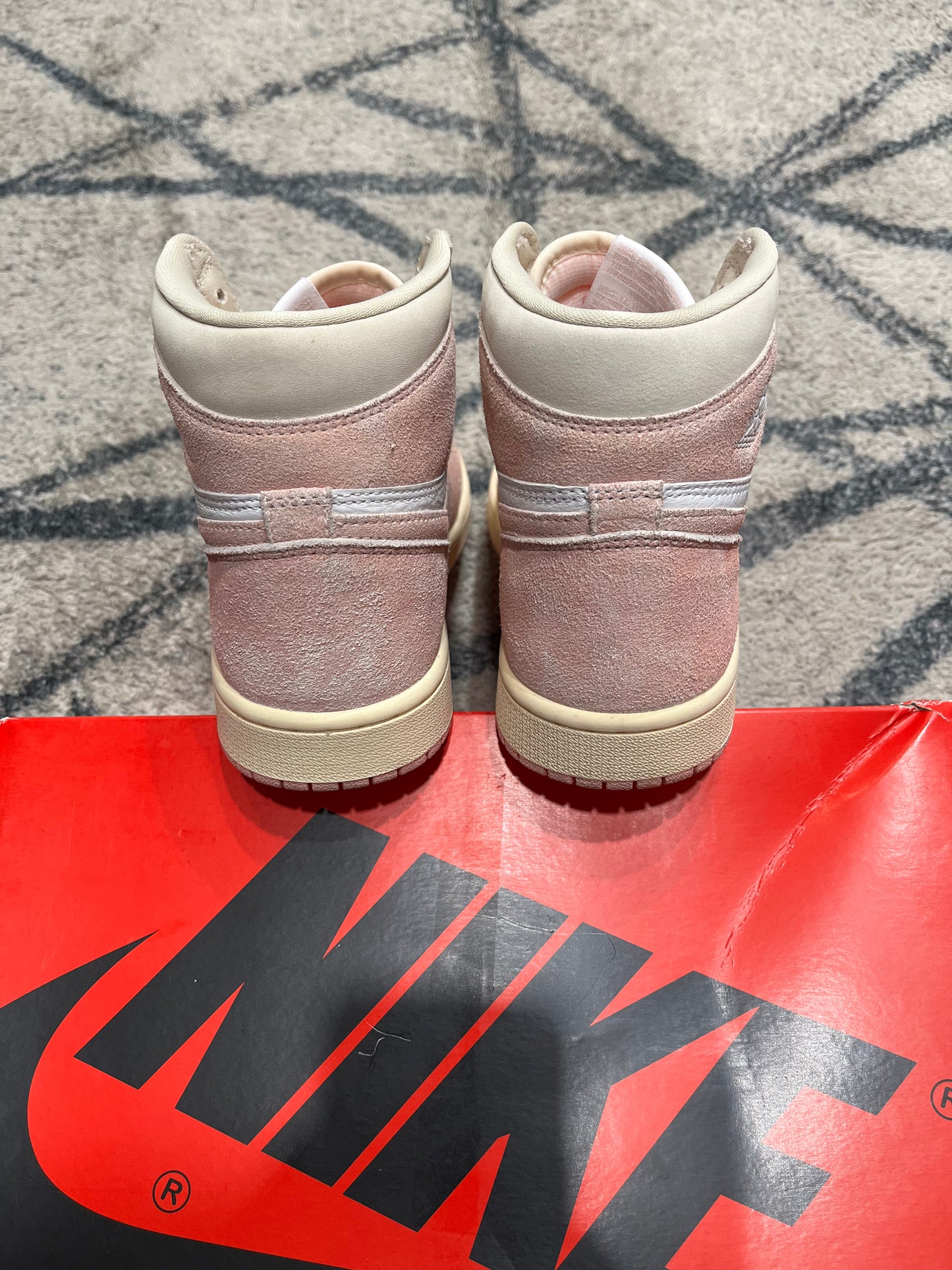 Air Jordan 1 High Washed Pink