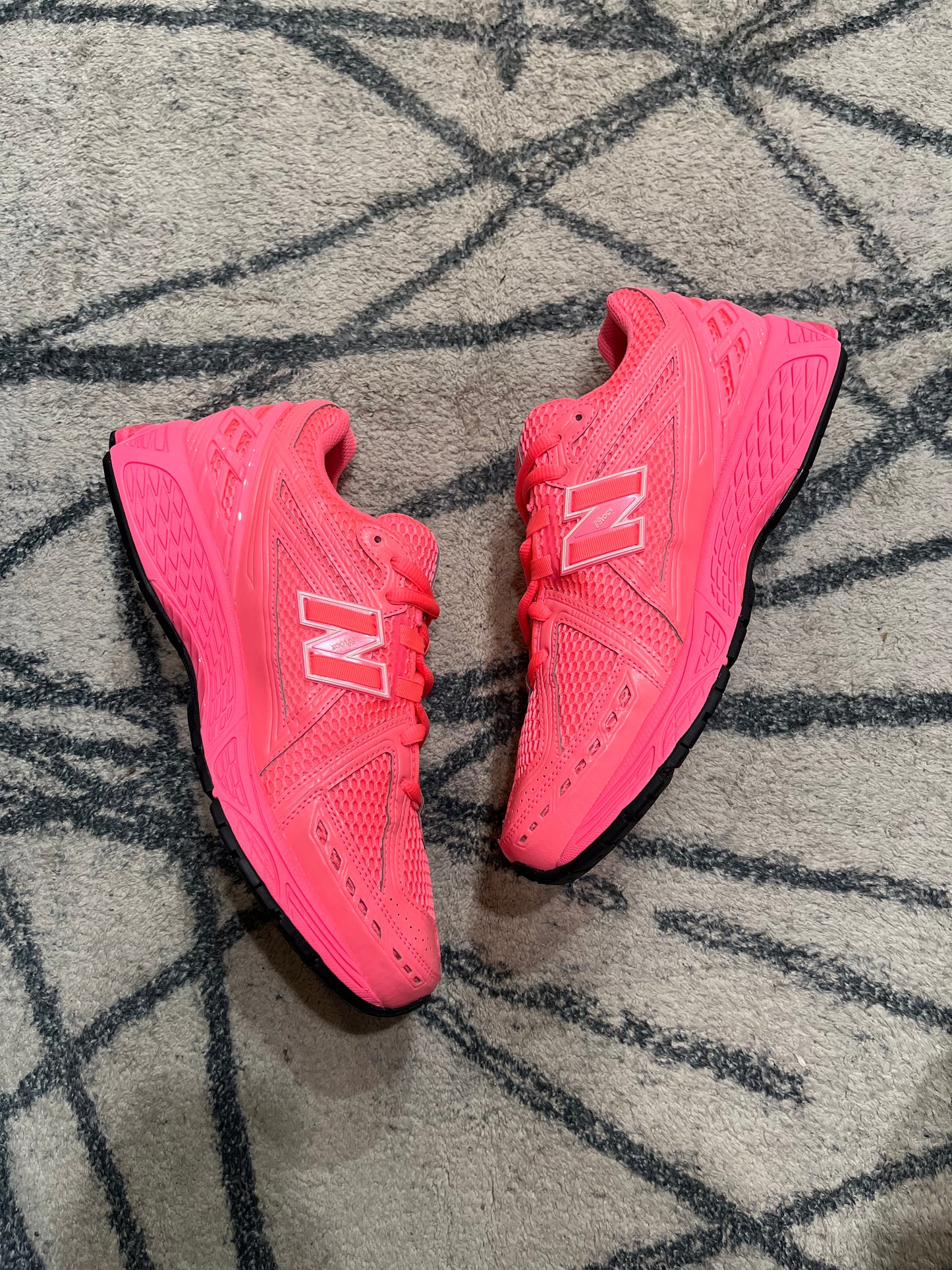 New Balance 1906R Asos Pink