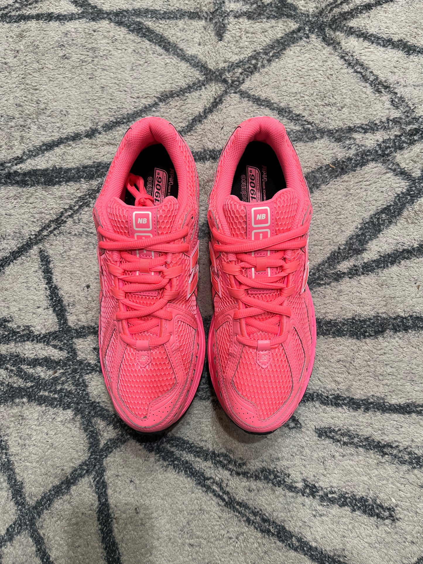 New Balance 1906R Asos Pink