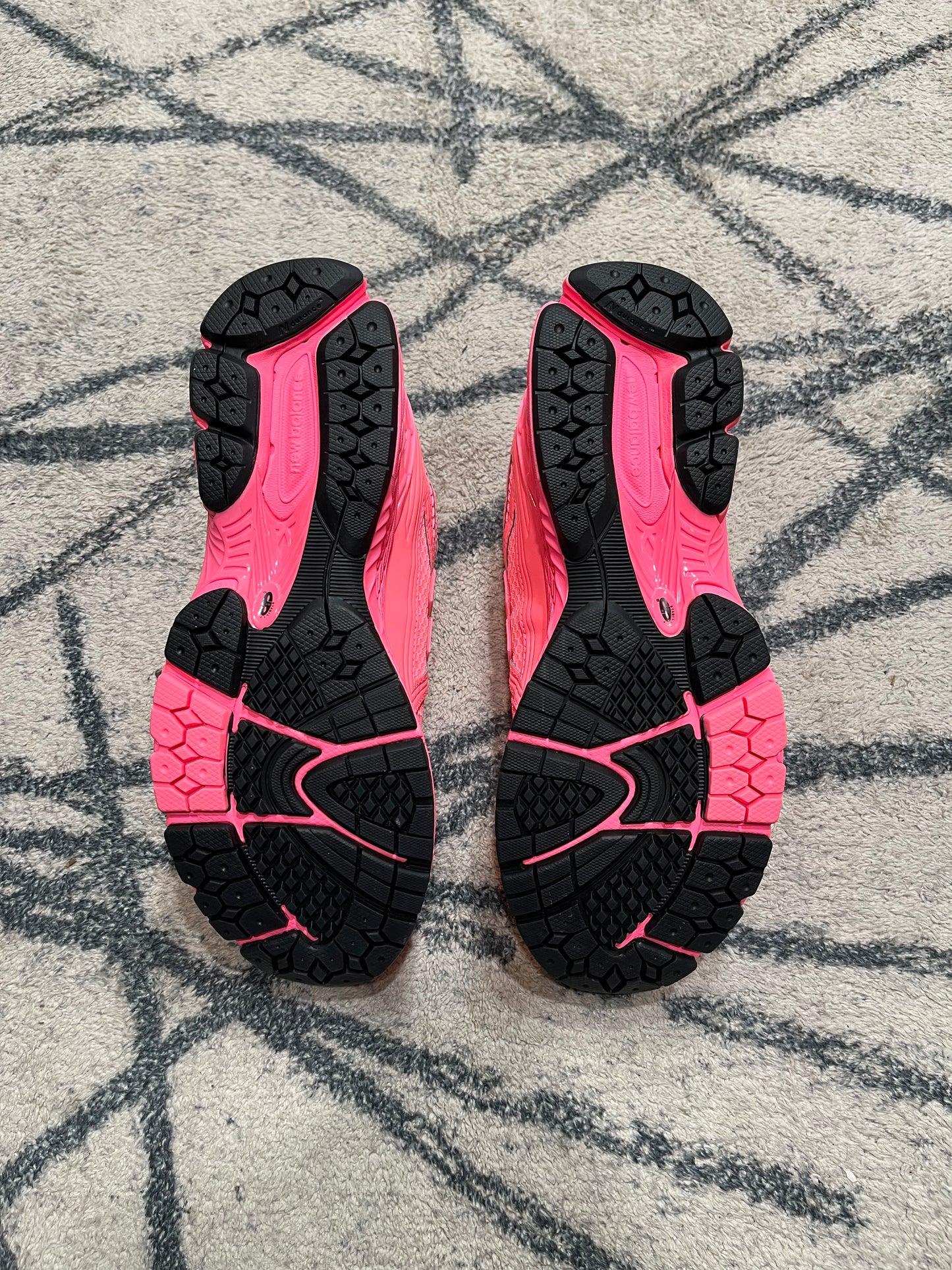 New Balance 1906R Asos Pink