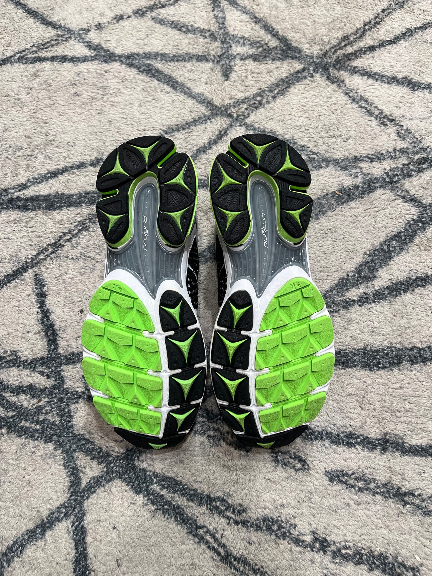 Saucony Pro Grid Triumph 4