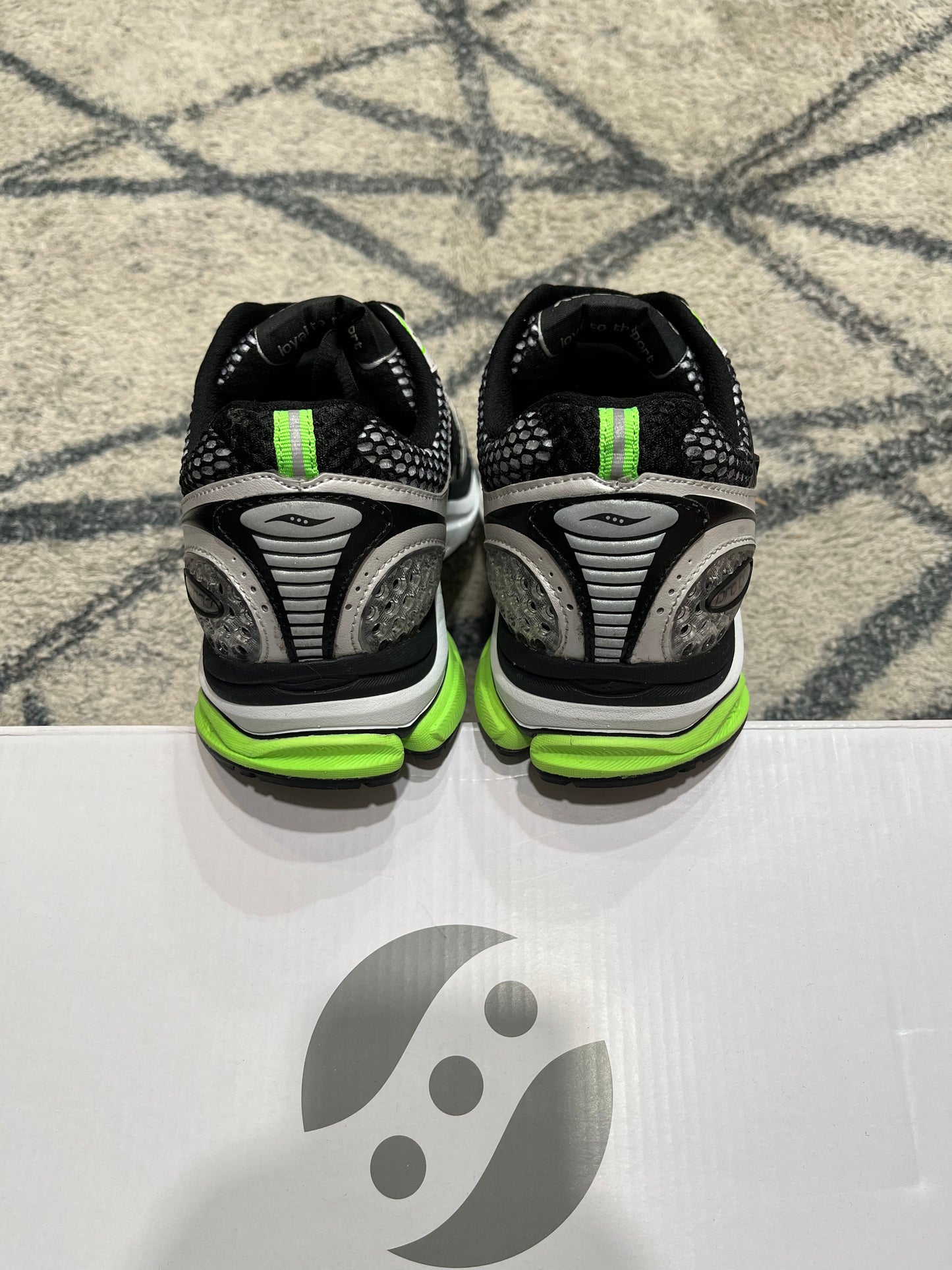 Saucony Pro Grid Triumph 4