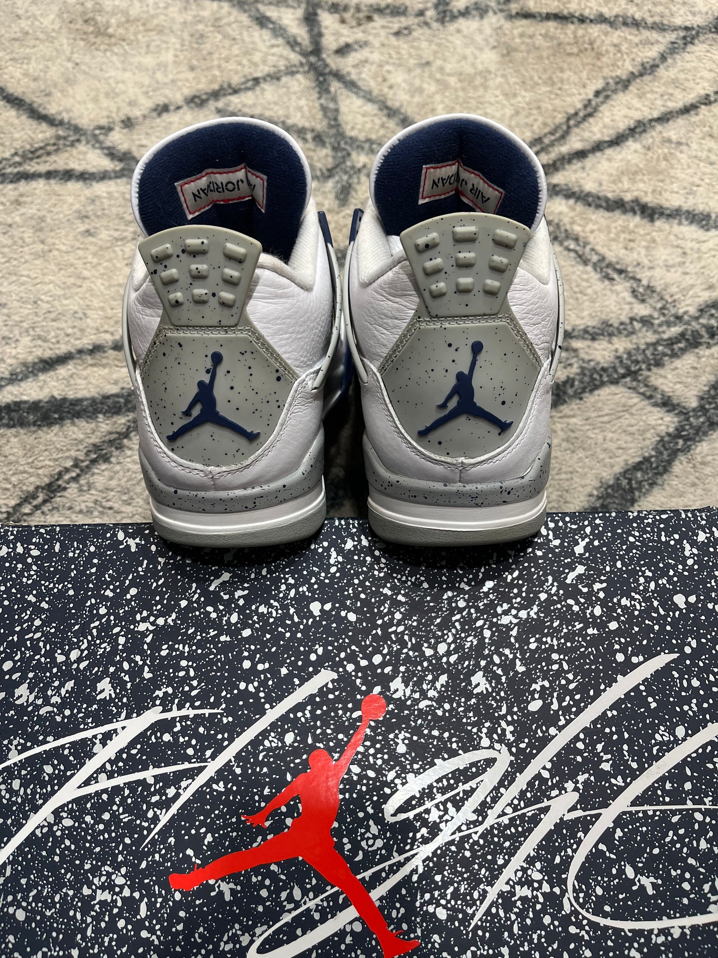 Air Jordan 4 Midnight Navy