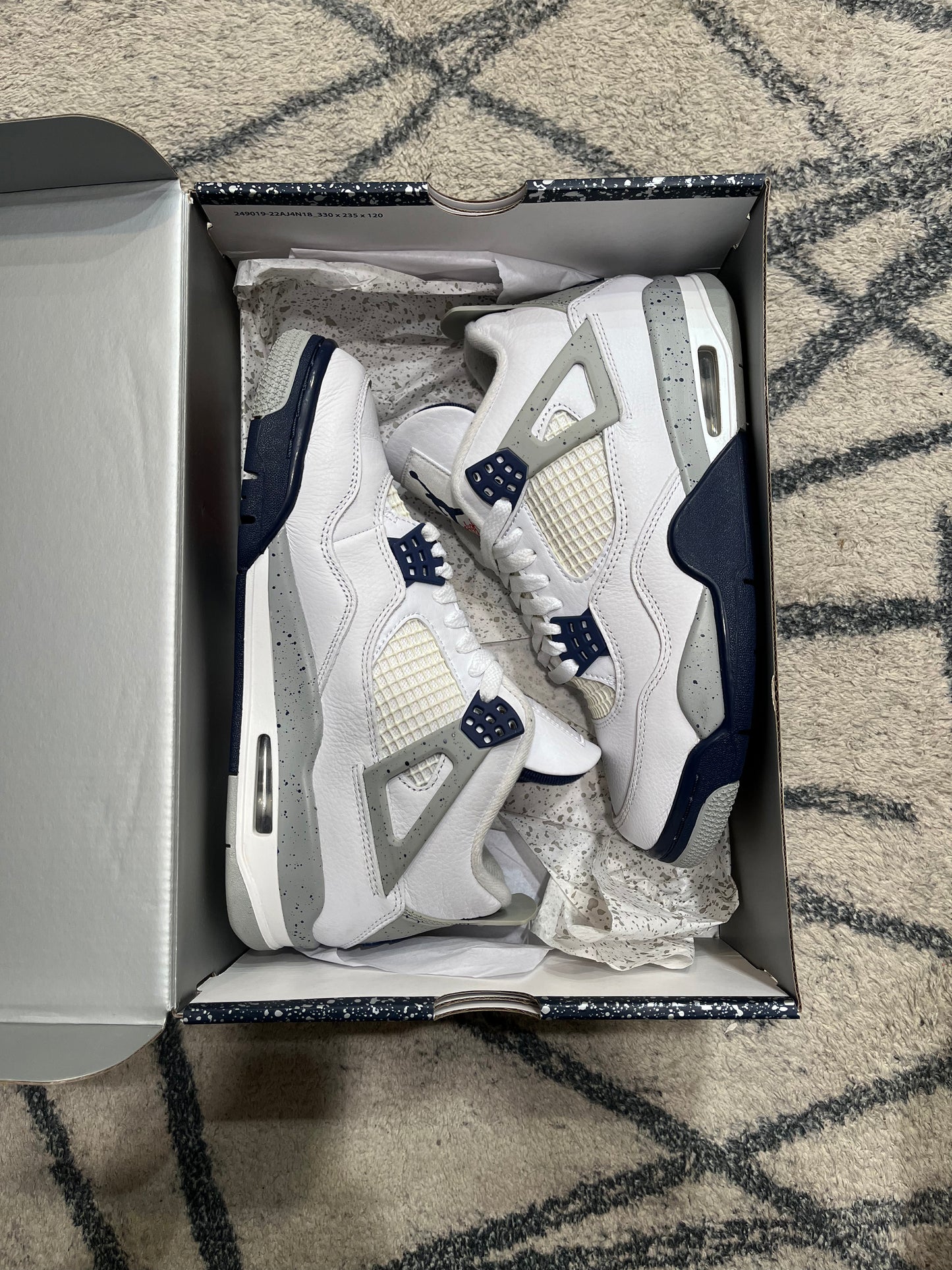 Air Jordan 4 Midnight Navy
