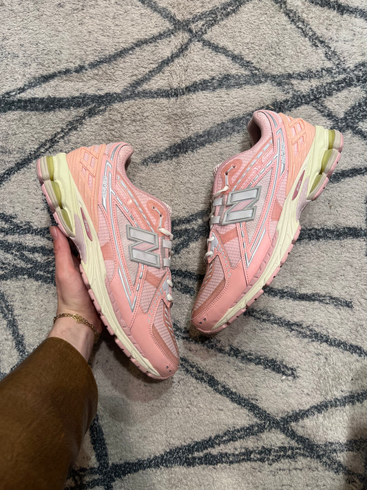 New Balance 1906 Pink Cream