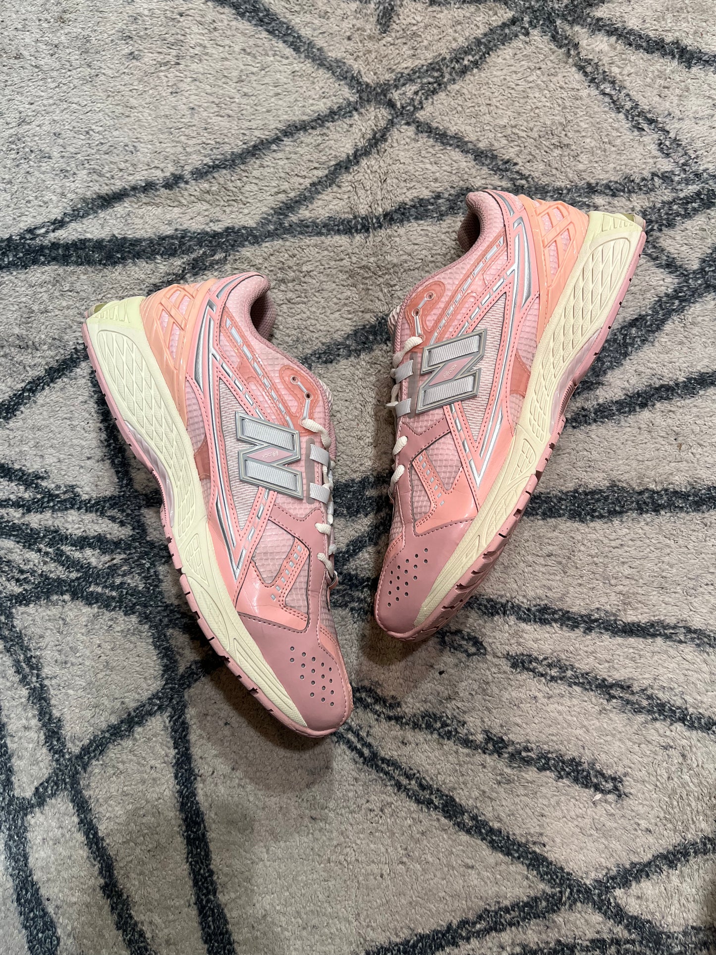 New Balance 1906 Pink Cream