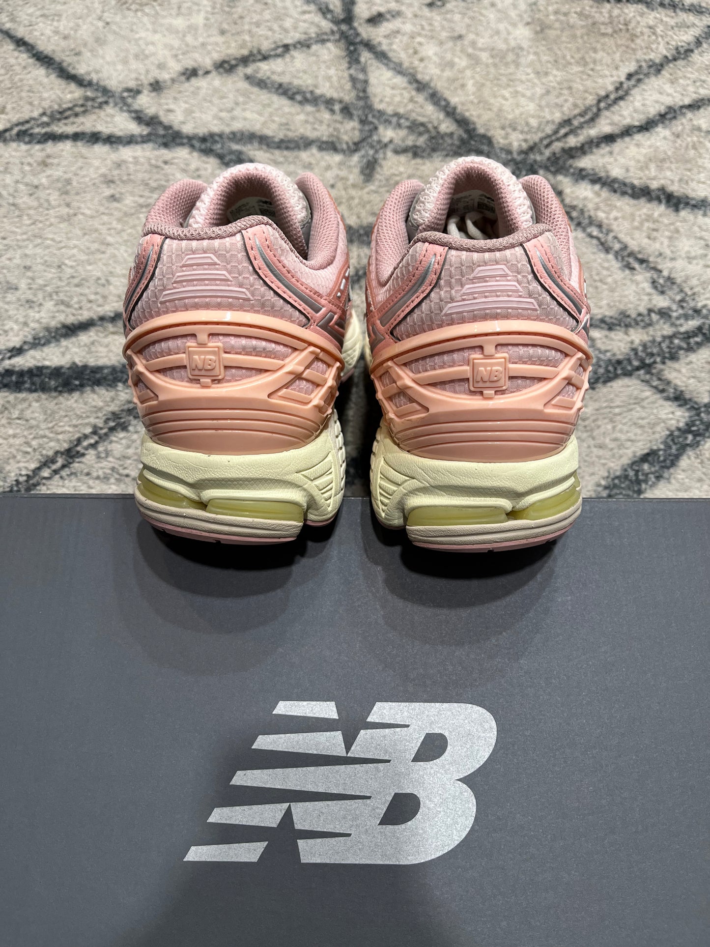New Balance 1906 Pink Cream