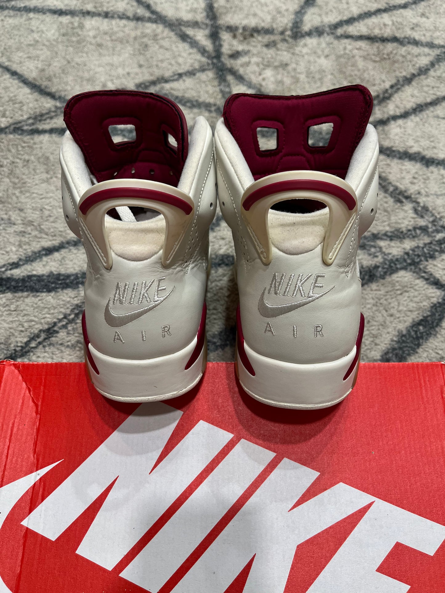 Air Jordan 6 Retro Marron