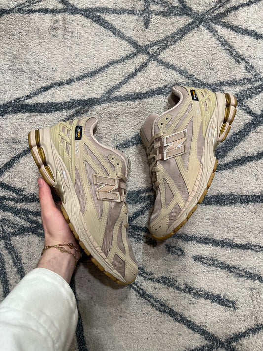 New Balance 1906R Cordura Beige