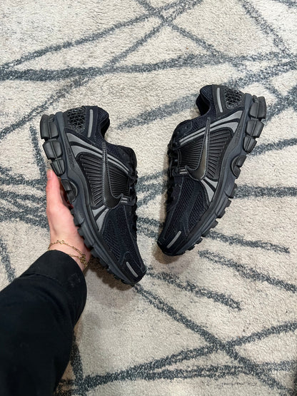 Nike Vomero 5 Black