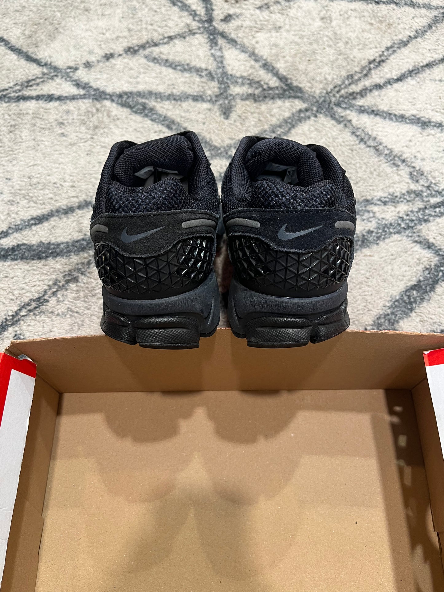 Nike Vomero 5 Black