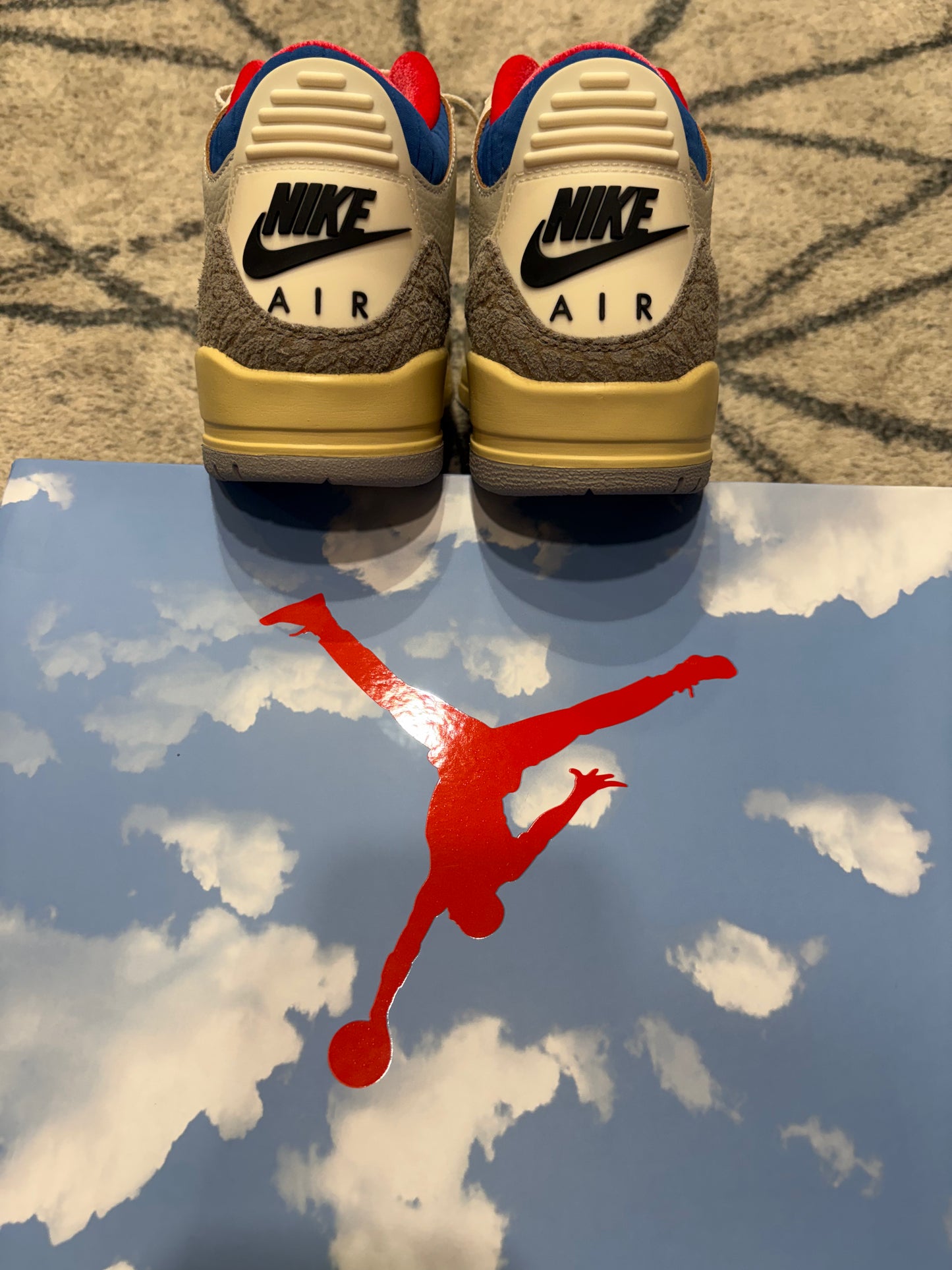 Air Jordan 3 Seoul
