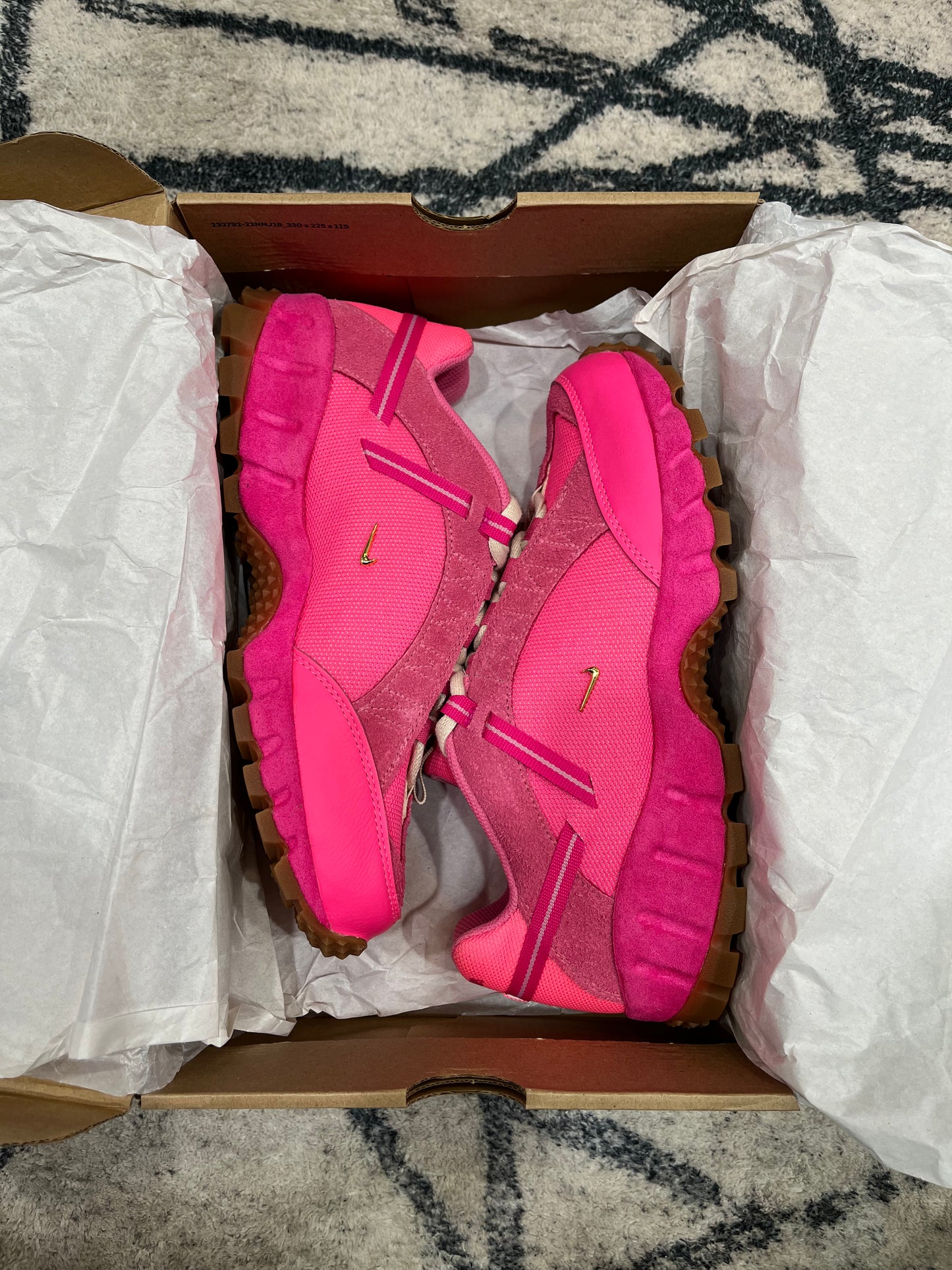 Nike Humara Jacquemus Pink